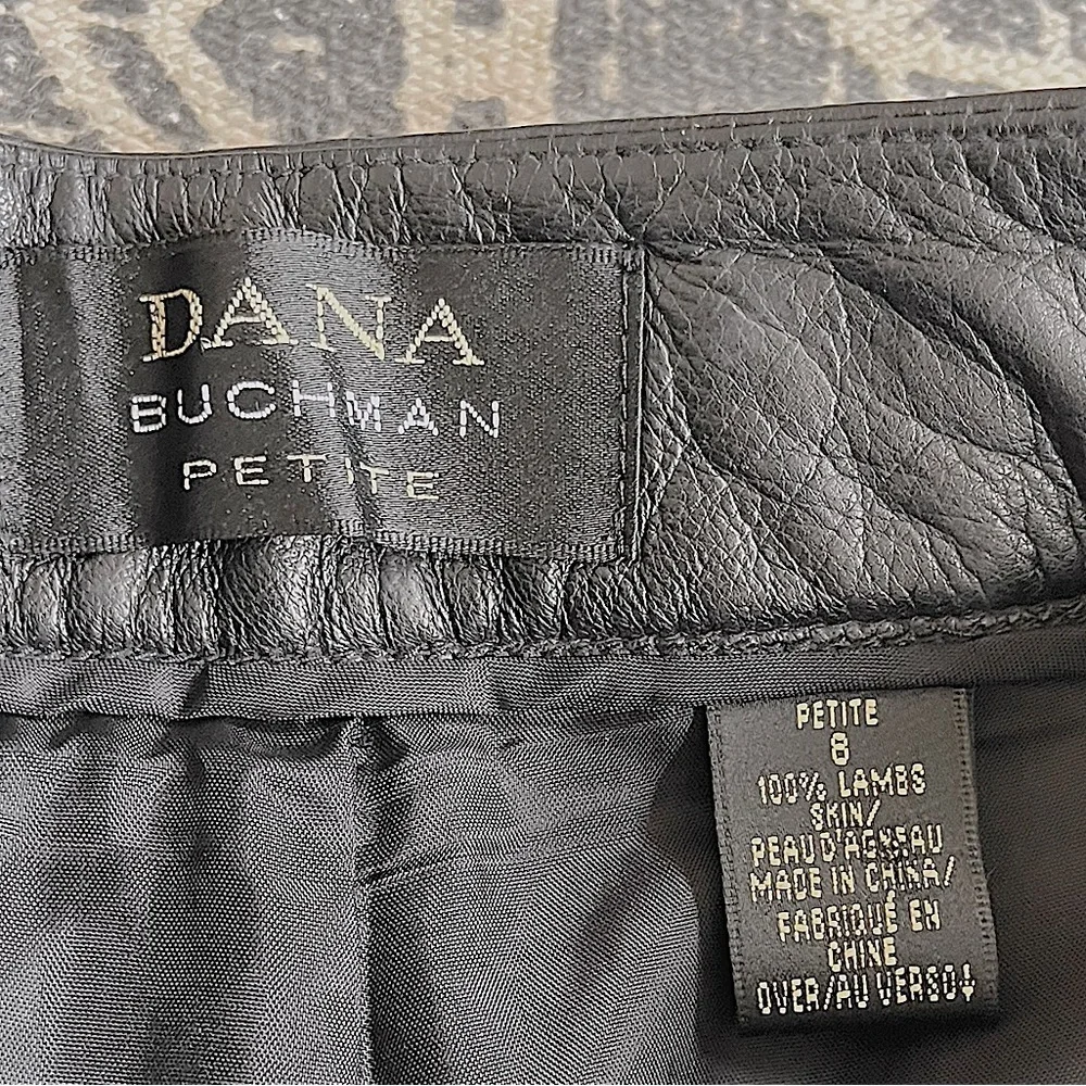 VTG Black Lambskin Leather Charlotte Straight Leg Pants: Size 8P - Picture 4 of 5